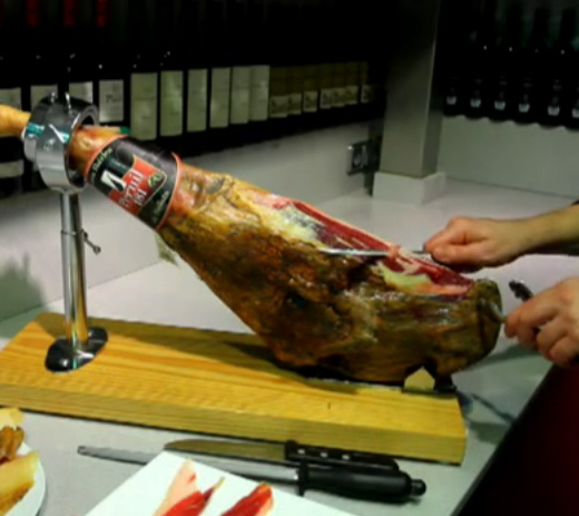 Comment couper le Jambon Espagnol Pata Negra