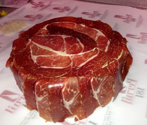gateau anniversaire jambon pata negra