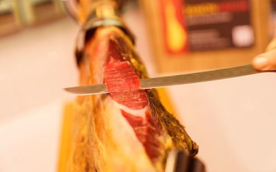 Comment couper correctement un jambon?