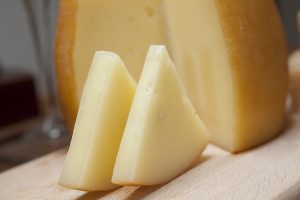 type couteau chaque fromage